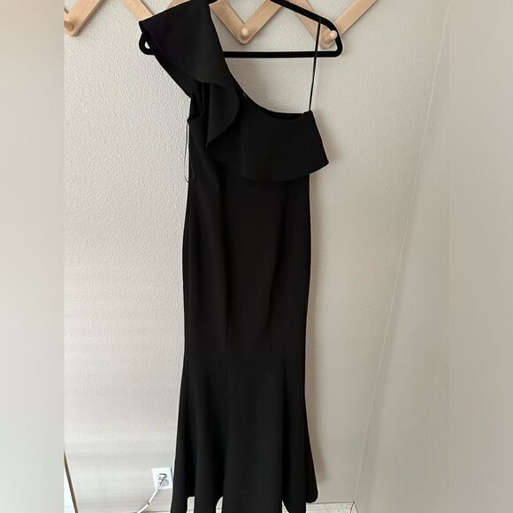Likely Kane One Shoulder Ruffle Long Gown in Black Sz 4 - Picture 8 of 9
